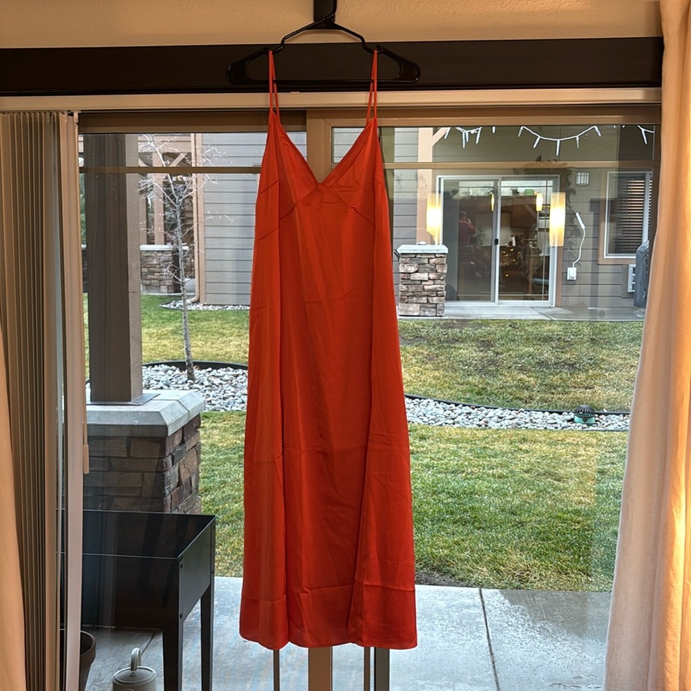 H&M Peachy Maxi Dress Size M